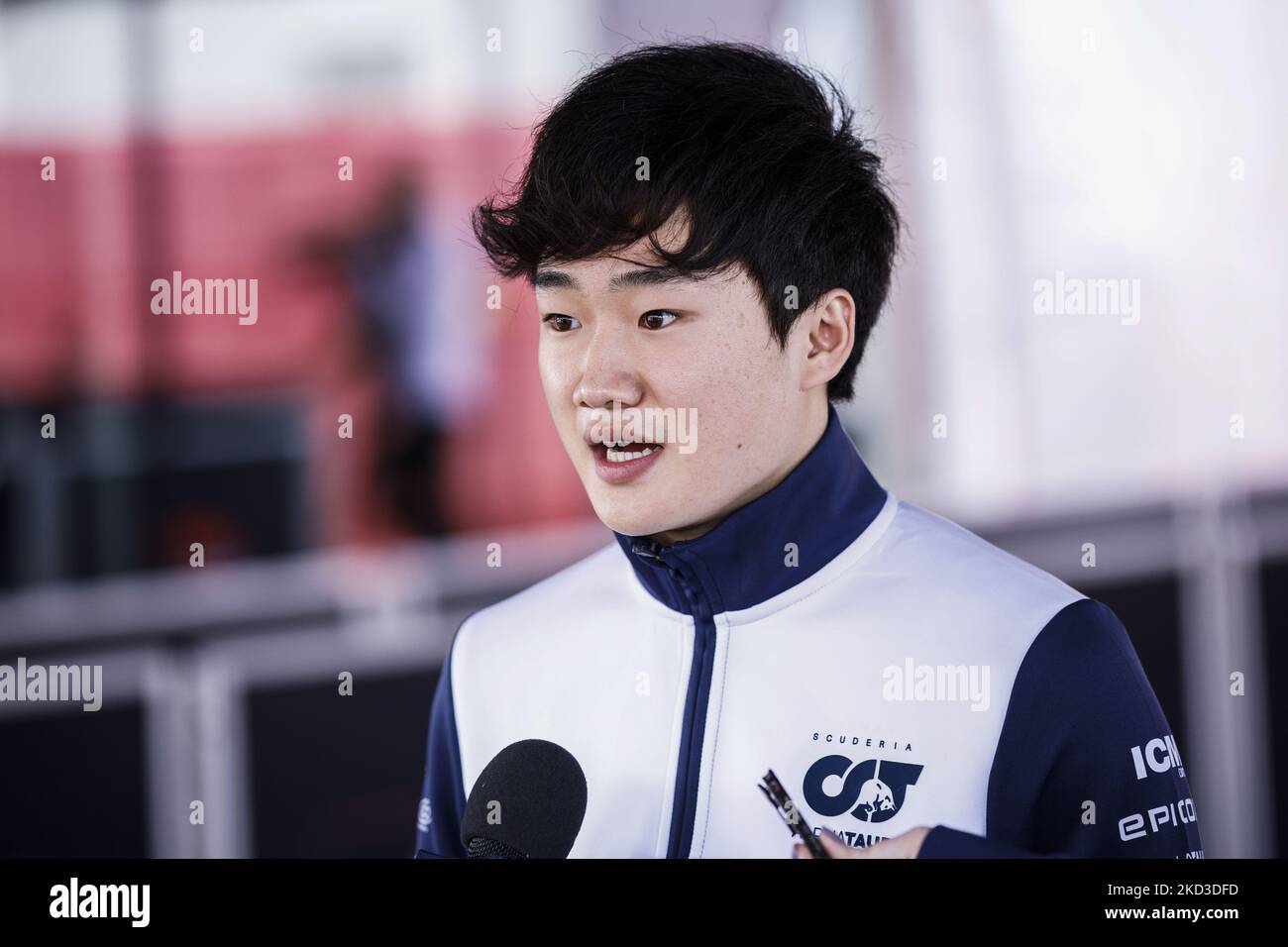 Yuki Tsunoda, Scuderia AlphaTauri, ritratto durante le prove invernali di Formula 1 sul circuito di Barcellona - Catalunya il 24 febbraio 2022 a Barcellona, Spagna. (Foto di Xavier Bonilla/NurPhoto) Foto Stock