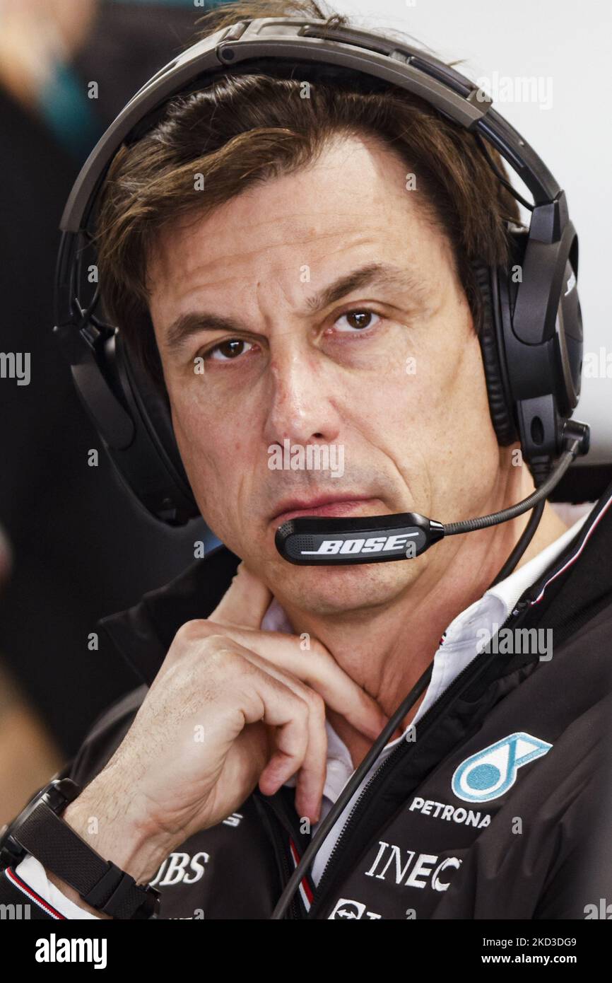 Toto Wolff, Team Principal & CEO Mercedes AMG Petronas Formula uno Team, ritratto durante i test invernali di Formula 1 sul circuito di Barcellona - Catalunya il 24 febbraio 2022 a Barcellona, Spagna. (Foto di Xavier Bonilla/NurPhoto) Foto Stock