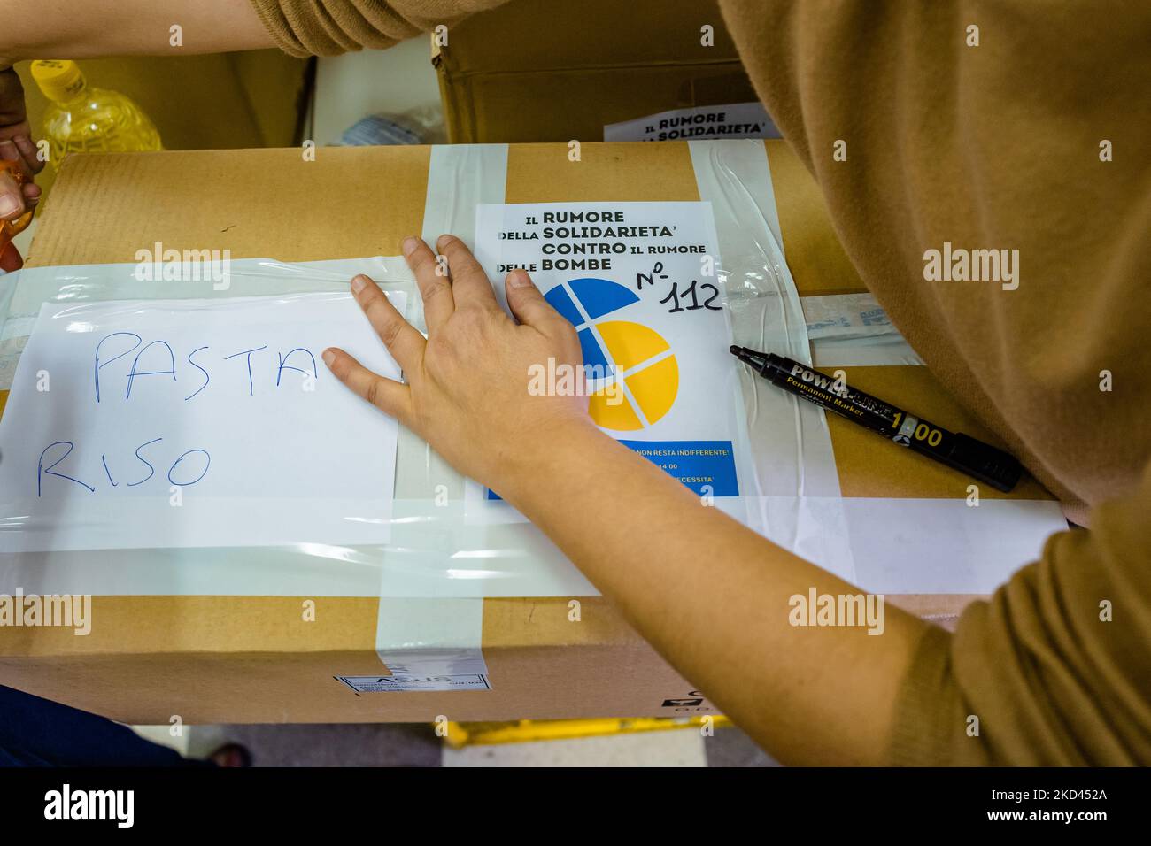 Aiuto umanitario a favore dell'Ucraina a Molfetta (Italia) il 03 2022 marzo. (Foto di Davide Pischettola/NurPhoto) Foto Stock