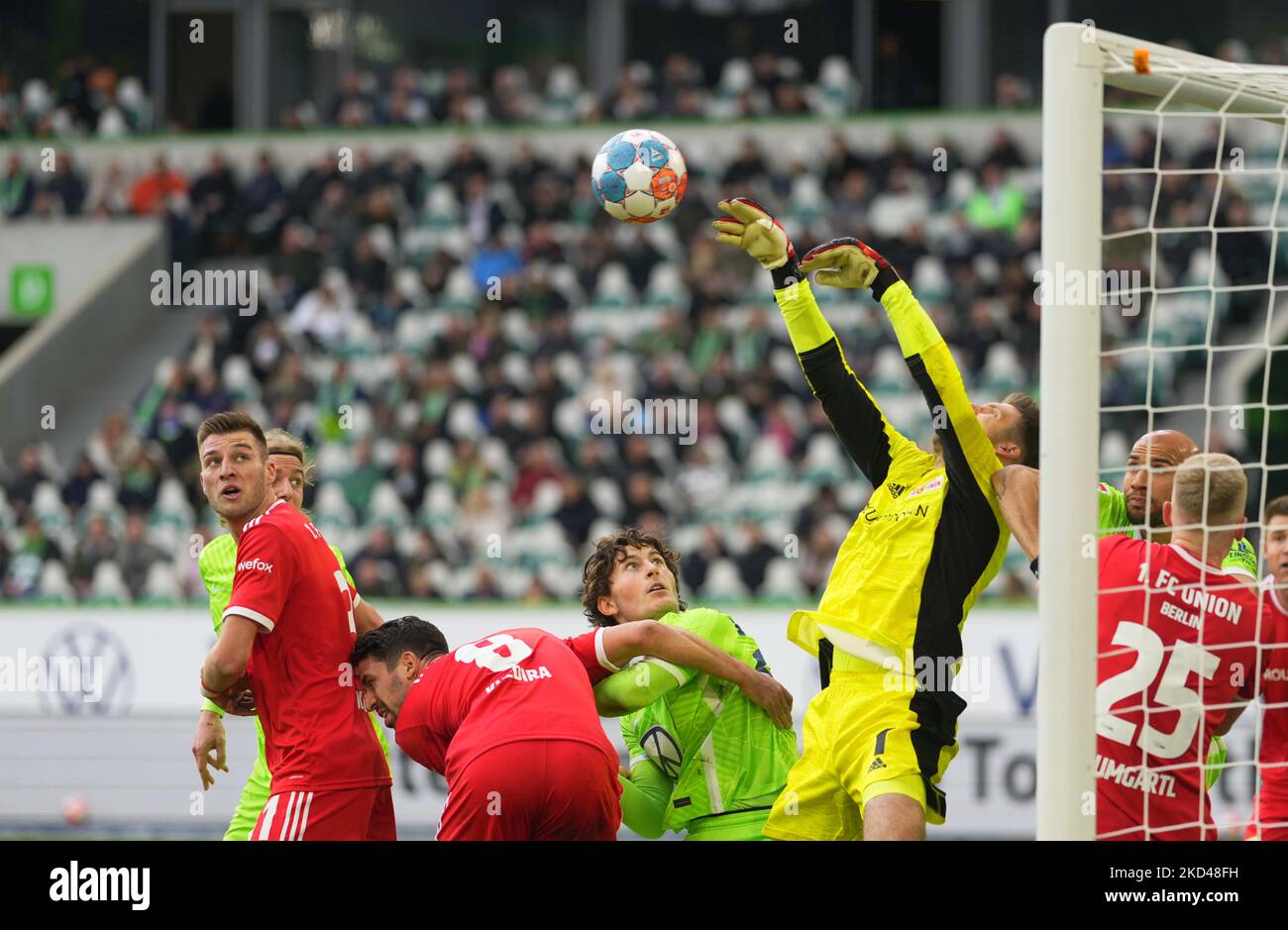 Andreas Luthe di Union Berlin durante Wolfsburg vs Union Berlin, Bundesliga, alla Volkswagen Arena, Wolfsburg, Germania il 5 marzo 2022. (Foto di Ulrik Pedersen/NurPhoto) Foto Stock