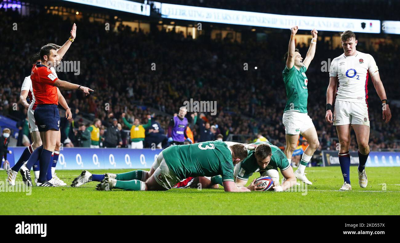 Jack Conan d'Irlanda (Leinster) va per la sua prova durante la partita Guinness Six Nations tra Inghilterra e Irlanda, al Twickenham Stadium il 12th marzo 2022 a Londra, Inghilterra (Photo by Action Foto Sport/NurPhoto) Foto Stock