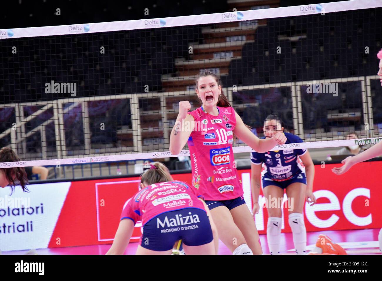 Cristina Chirichella (Igor Gorgonzola Novara) durante il Volley Serie Italiana A1 incontro femminile Delta Despar Trentino vs Igor Gorgonzola Novara il 19 marzo 2022 alla pala Trento a Trento (Foto di Lorena Bonapace/LiveMedia/NurPhoto) Foto Stock