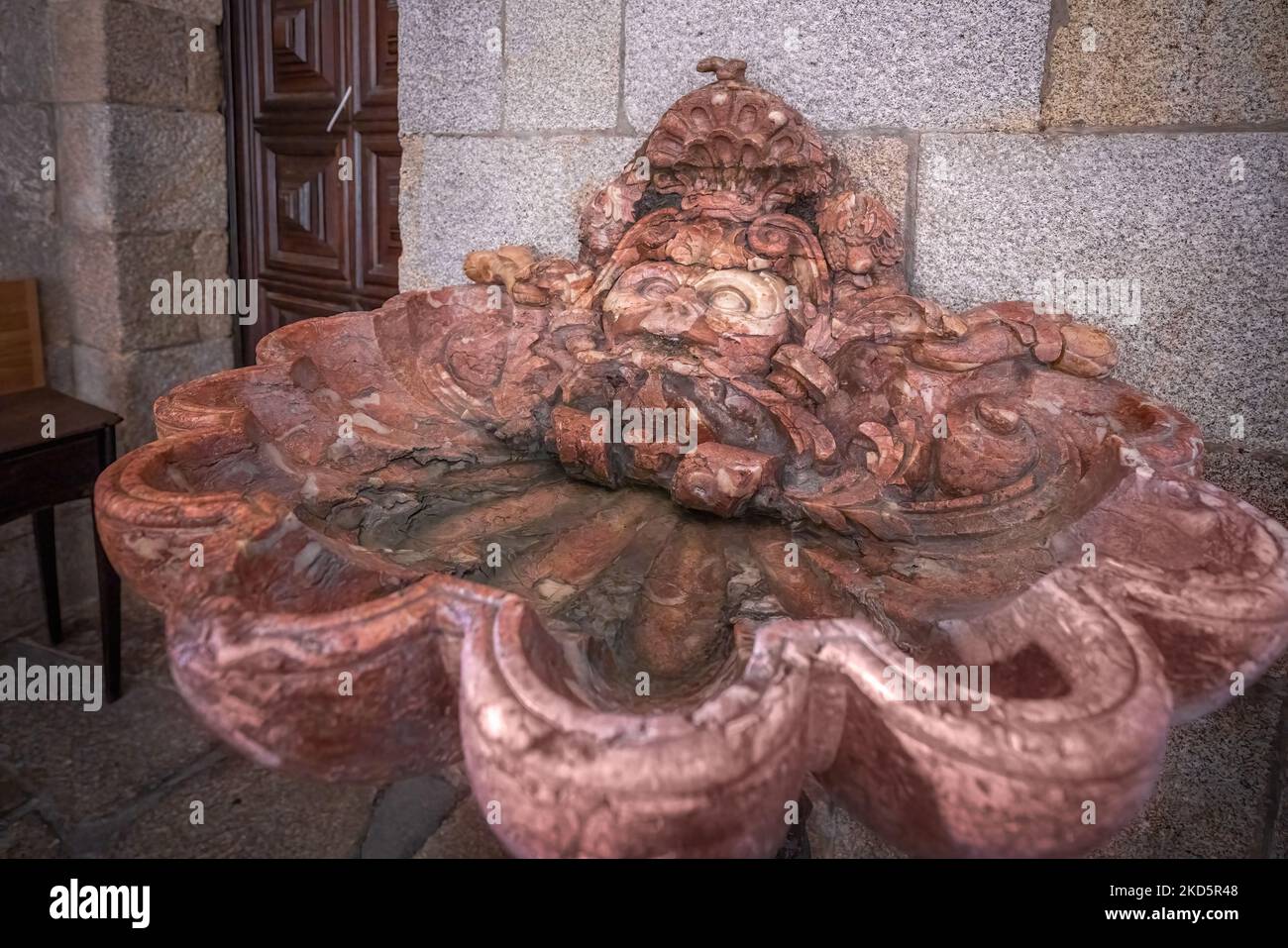 Fonte battesimale della Cappella battesimale a se do Porto Cattedrale - Porto, Portogallo Foto Stock