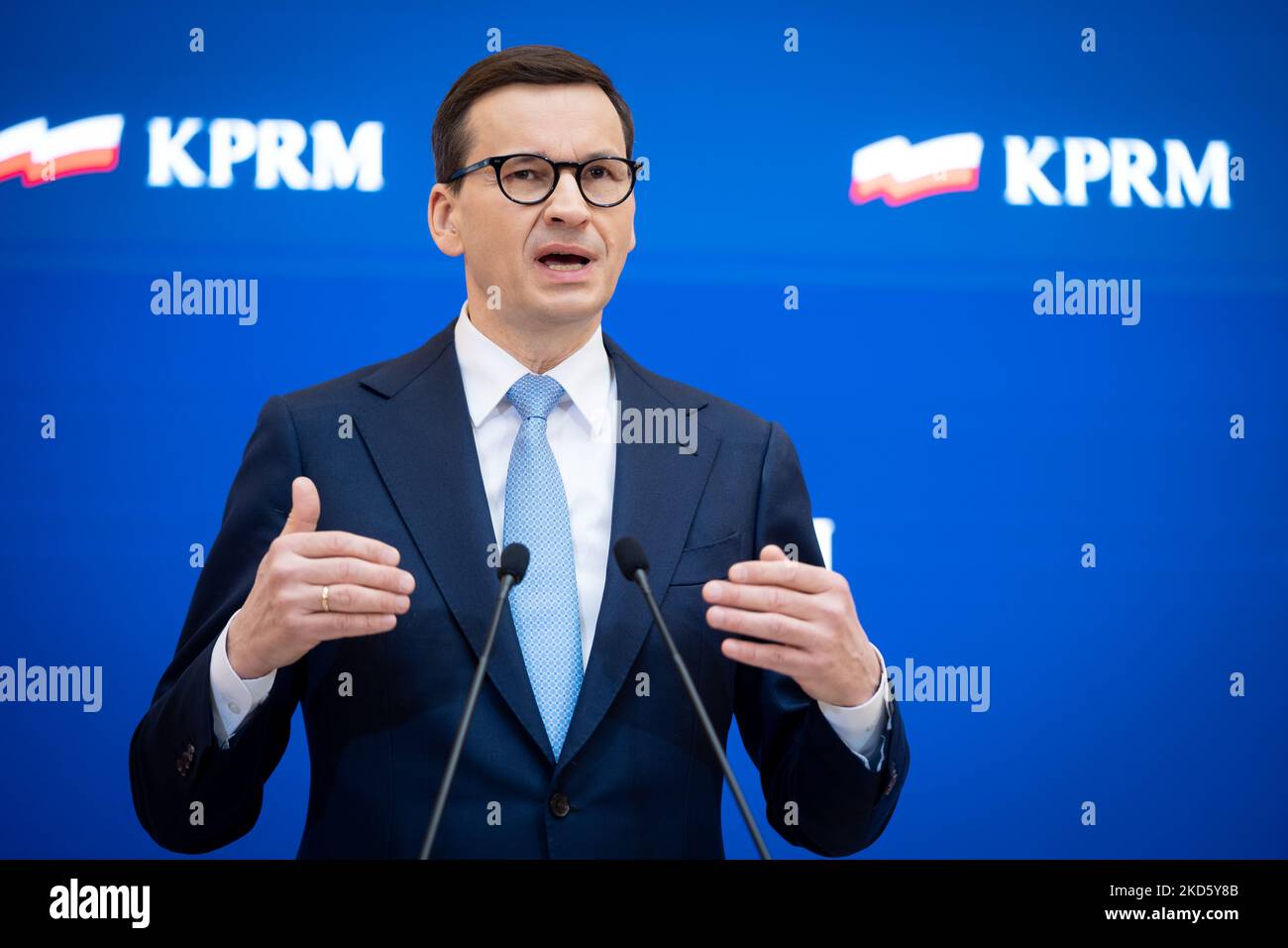 Il primo ministro polacco Mateusz Morawiecki durante una conferenza stampa a Varsavia, Polonia, il 24 marzo 2022 (Foto di Mateusz Wlodarczyk/NurPhoto) Foto Stock