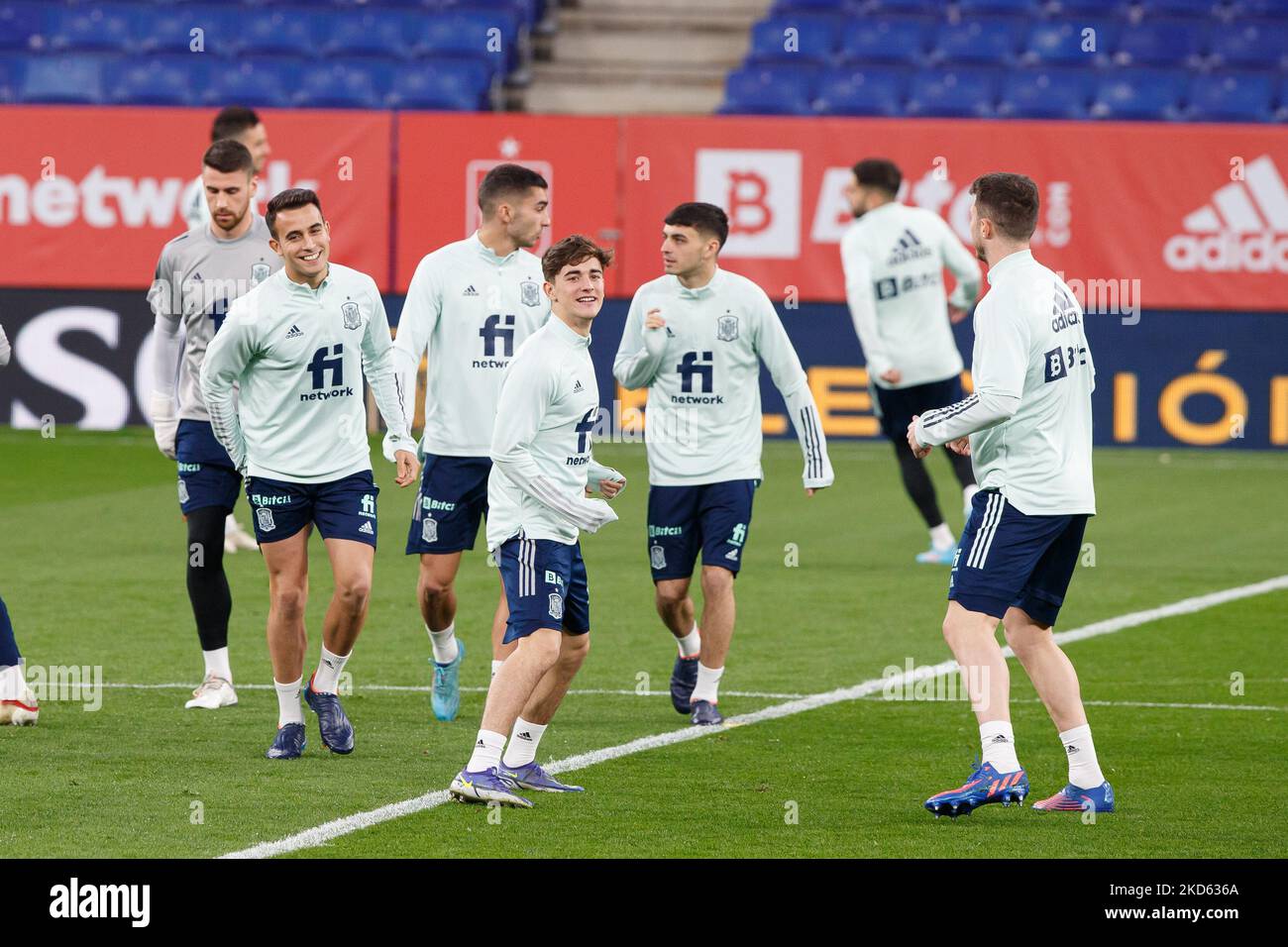 Gavi di Spagna durante il tirocinio allo stadio RCDE di Barcellona, il 25 marzo 2022. (Foto di DAX Images/NurPhoto) Foto Stock