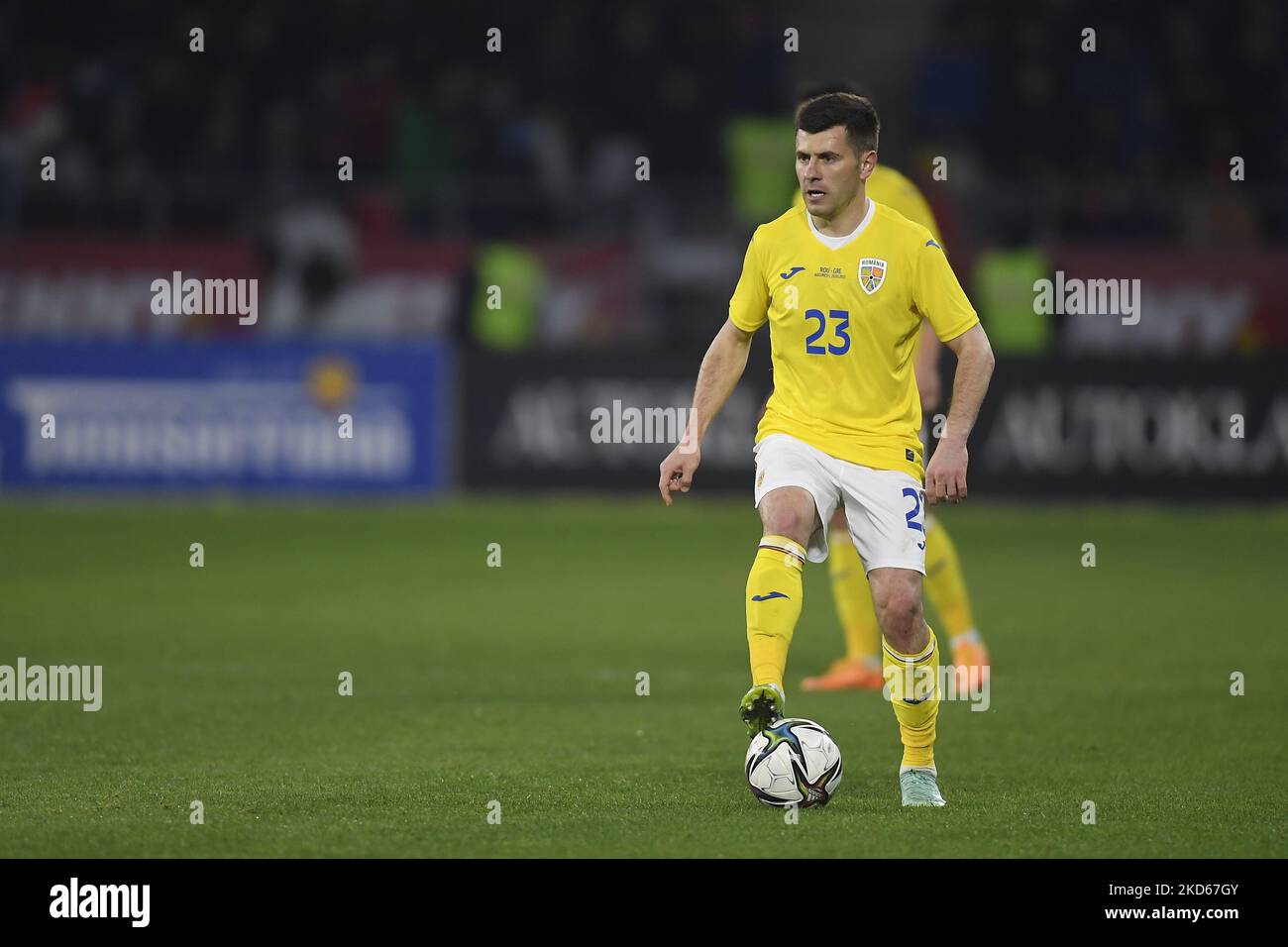 Mihai Bordeianu in azione durante la partita internazionale amichevole tra Romania e Grecia a Stadionul Steaua il 25 marzo 2022 a Bucarest, Romania. (Foto di Alex Nicodim/NurPhoto) Foto Stock