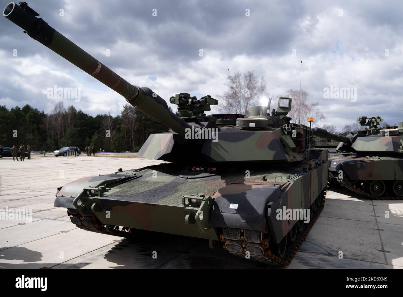 American Abrams Tanks presentato durante la cerimonia di firma del contratto per l'acquisto di 250 carri armati Abrams per l'Esercito Polacco nella Brigata Armorata di Varsavia 1st a Wesola vicino Varsavia, Polonia il 5 aprile 2022 (Foto di Mateusz Wlodarczyk/NurPhoto) Foto Stock