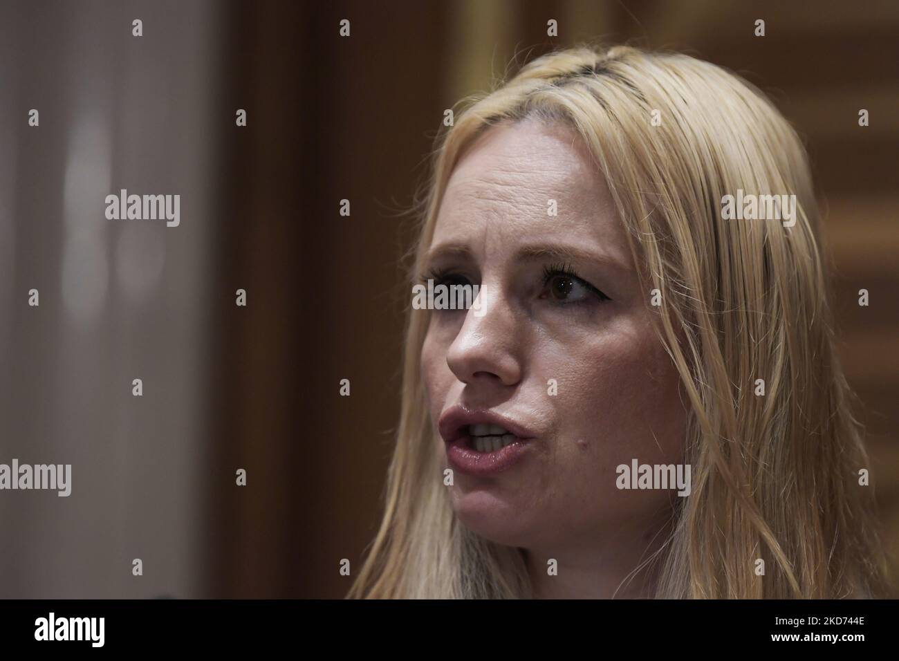 Ufficio per la lotta al traffico OSCE dell'istituzione democratica e dei diritti umani, la consigliera Tatiana Kotlyarenko testimonia davanti alla Commissione sicurezza e cooperazione in Europa sulla protezione dei rifugiati ucraini dal traffico di esseri umani durante un'audizione, oggi il 07 aprile 2022, al Senato Dirksen/Capitol Hill a Washington DC, USA. (Foto di Lenin Nolly/NurPhoto) Foto Stock