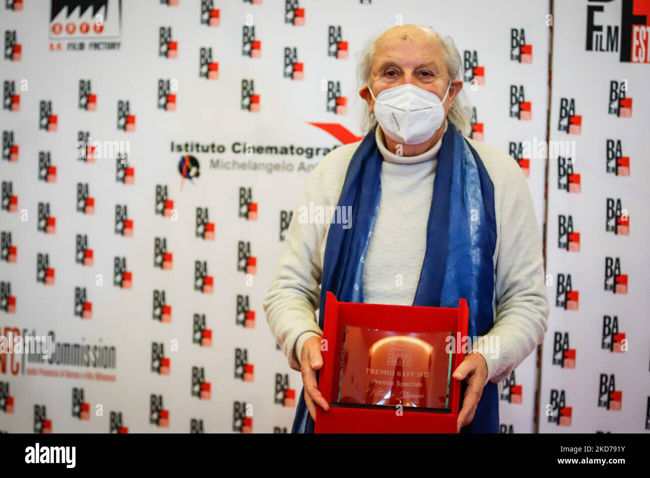 Vittorio Storaro, direttore italiano della fotografia, vincitore di tre Oscar durante la cerimonia di premiazione Busto Arsizio Film Festival 2022 (Baff) il 09 aprile 2022 al Busto Arsizio di Busto Arsizio (Foto di Roberta Corradin/LiveMedia/NurPhoto) Foto Stock