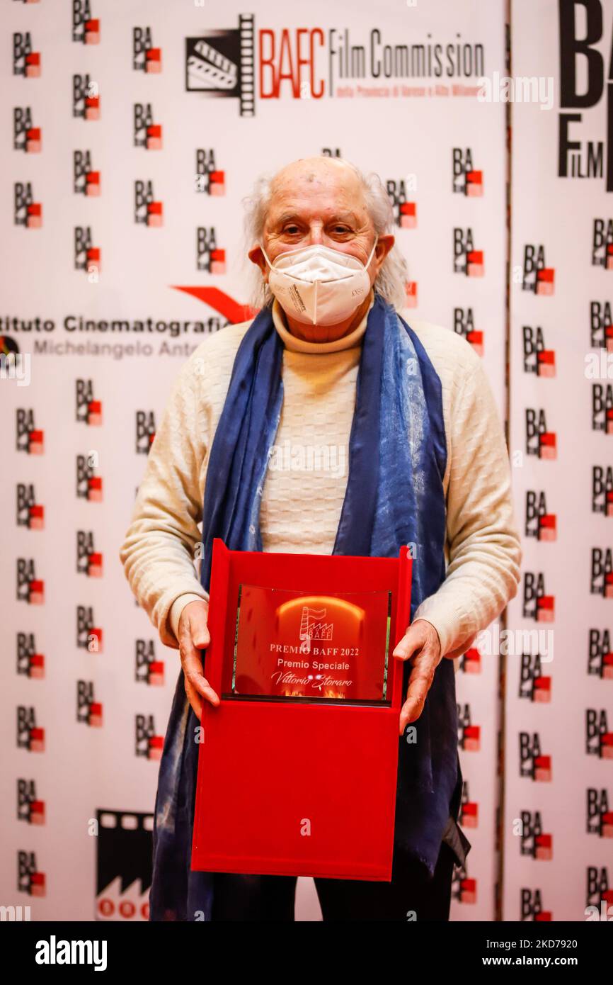 Vittorio Storaro, direttore italiano della fotografia, vincitore di tre Oscar durante la cerimonia di premiazione Busto Arsizio Film Festival 2022 (Baff) il 09 aprile 2022 al Busto Arsizio di Busto Arsizio (Foto di Roberta Corradin/LiveMedia/NurPhoto) Foto Stock