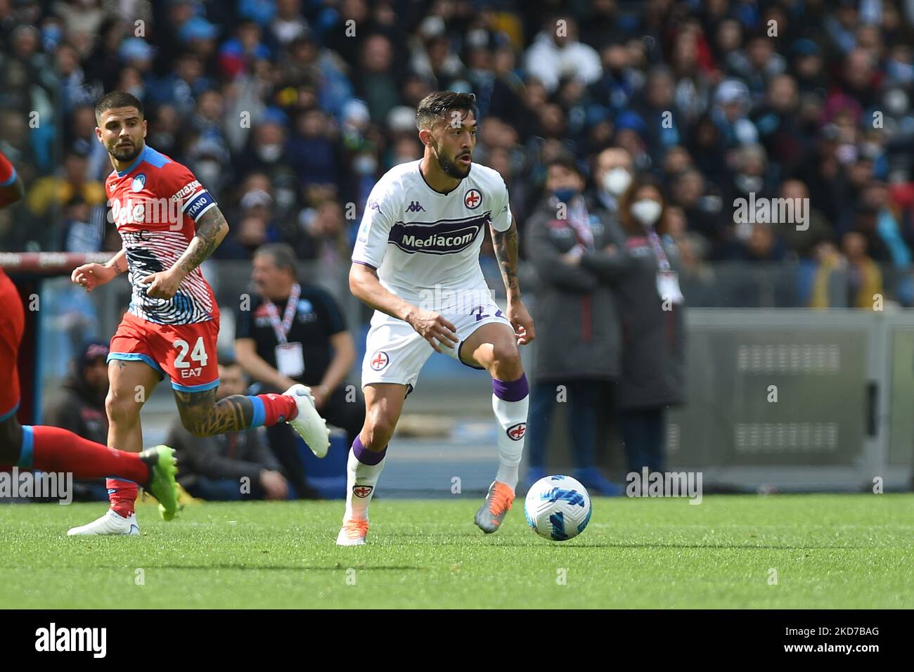 Nicolas Gonzalez di ACF Fiorentina durante la Serie A match tra SSC Napoli e ACF Fiorentina allo Stadio Diego Armando Maradona Napoli Italia il 10 aprile 2022. (Foto di Franco Romano/NurPhoto) Foto Stock