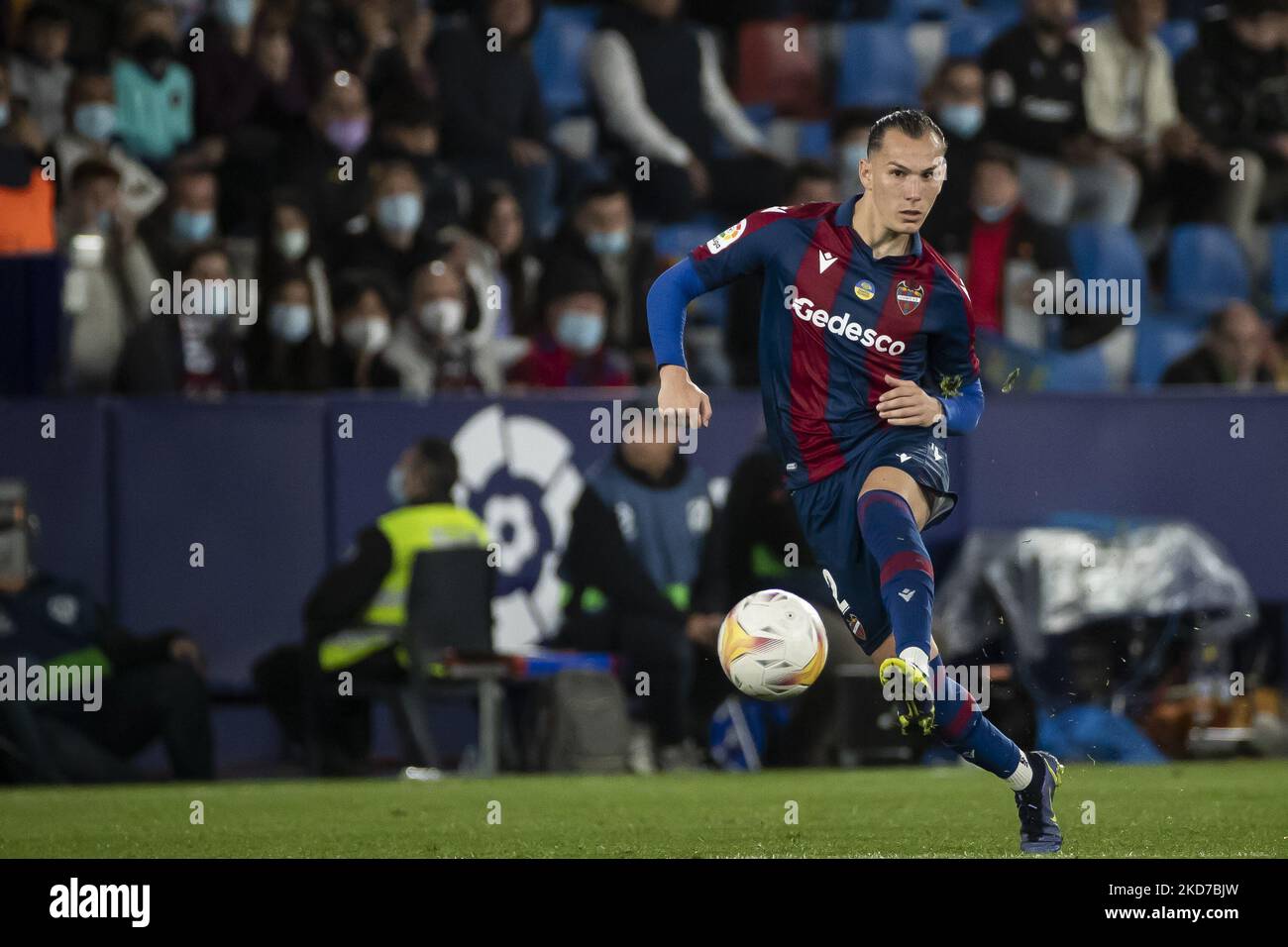 Francisco Javier Hidalgo, figlio di Levante UD durante la partita della Liga tra Levante UD e FC Barcelona allo stadio Ciutat de Valencia il 10 aprile 2022. (Foto di Jose Miguel Fernandez/NurPhoto) Foto Stock