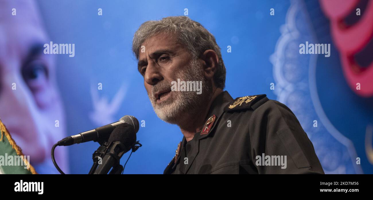 Esmail Qaani, comandante della forza di Quds del corpo di Guardia rivoluzionaria islamica (IRGC) in Iran, guarda mentre parla durante una cerimonia nell'edificio del Ministero degli interni iraniano nel centro di Teheran, il 14 aprile 2022. (Foto di Morteza Nikoubazl/NurPhoto) Foto Stock
