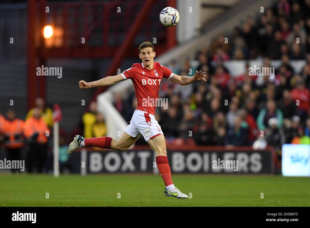 Ryan Yates of Nottingham Forest in azione durante la partita del Campionato Sky Bet tra Nottingham Forest e West Bromwich Albion presso il City Ground di Nottingham lunedì 18th aprile 2022. (Foto di Jon Hobley/MI News/NurPhoto) Foto Stock