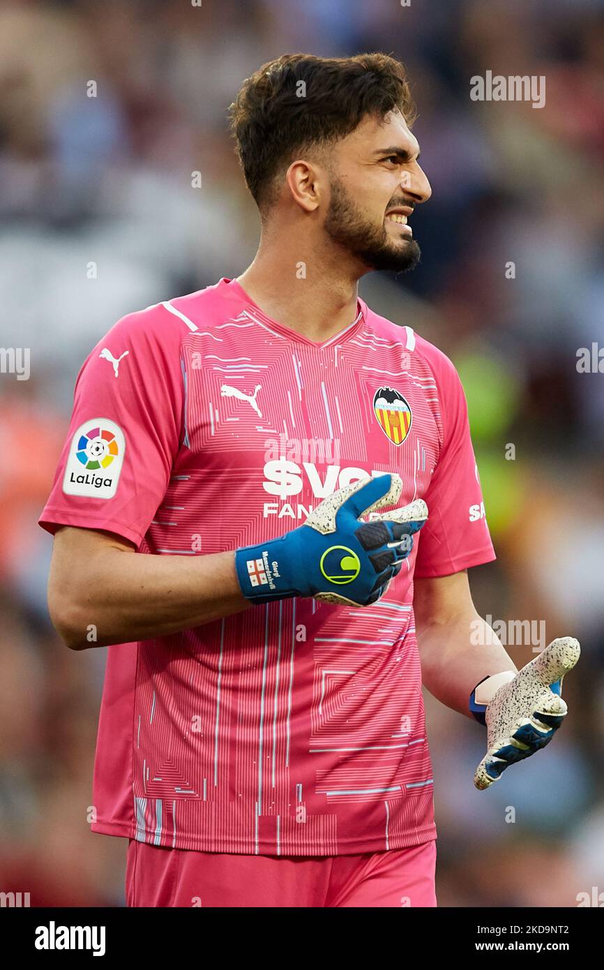 Giorgi Mamardashvili di Valencia CF reagisce durante la partita la Liga Santander tra Valencia CF e Real Betis allo stadio Mestalla, 10 maggio 2022, Valencia, Spagna. (Foto di David Aliaga/NurPhoto) Foto Stock