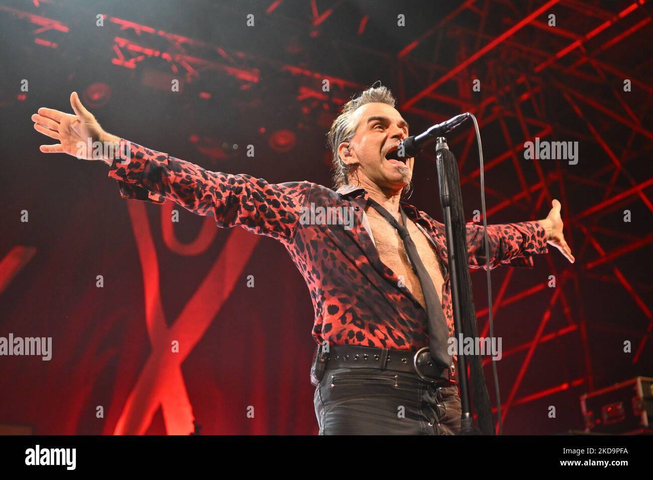 Piero Pelu durante il Concerto di Litfiba ultimo giro 1980 2022 all'Atlantico il 11th maggio 2022 a Roma. (Foto di Domenico Cippitelli/LiveMedia/NurPhoto) Foto Stock