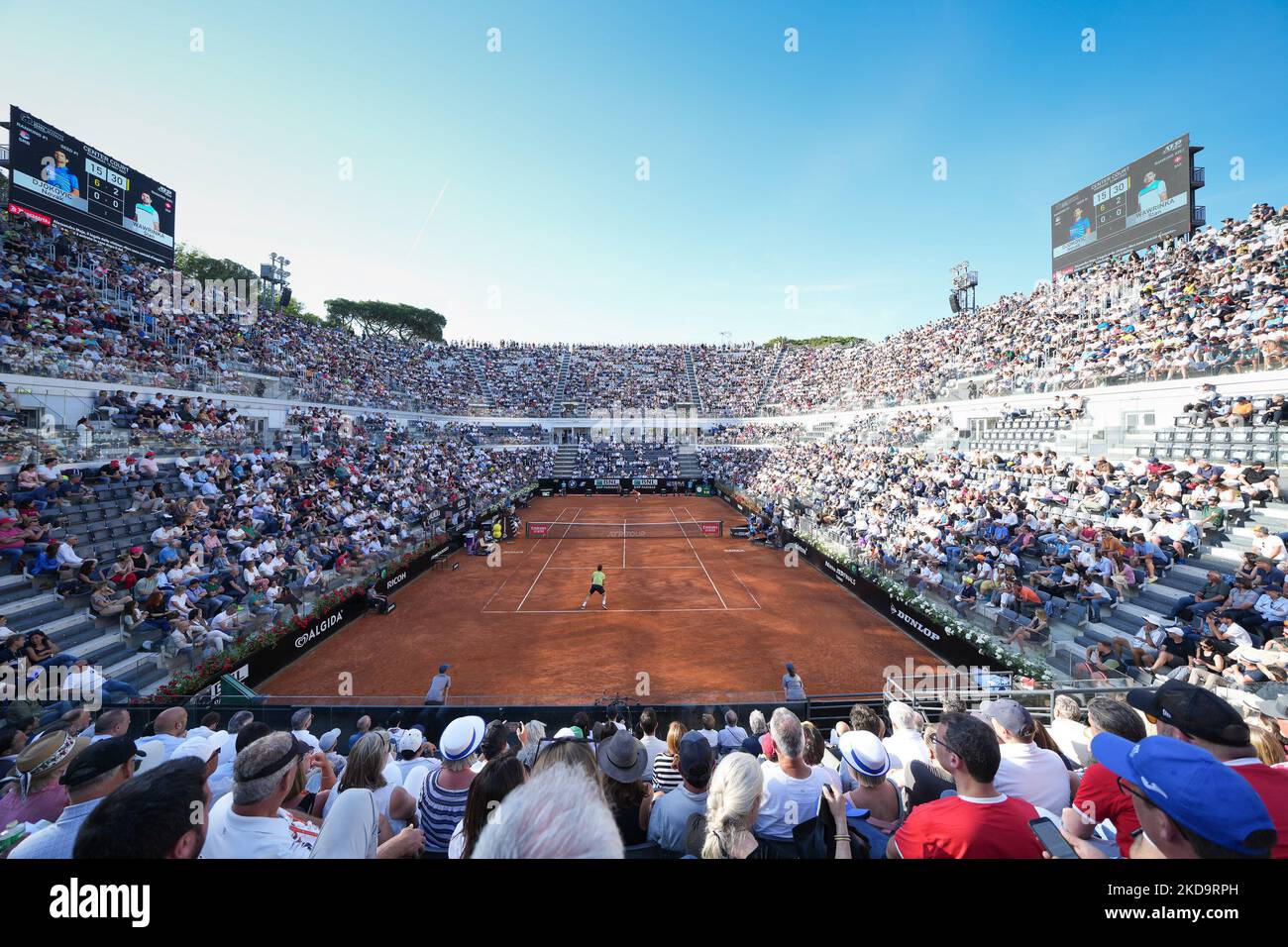 Visione generale del Center Court durante la partita internazionale BNL D'Italia 2022 tra Novak Djokovic e Stan Wawrinka - Day Five il 12 maggio 2022 a Foro Italico a Roma. (Foto di Giuseppe Maffia/NurPhoto) Foto Stock