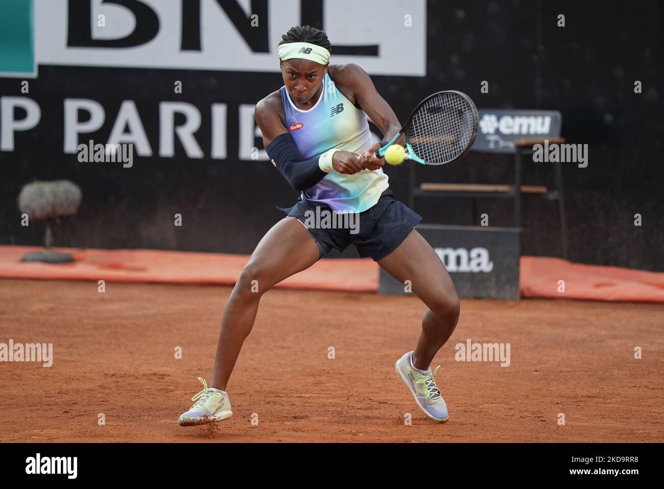 Coco Gauff in azione durante la partita internazionale BNL D'Italia 2022 tra Maria Sakkari e Coco Gauff - Day Five il 12 maggio 2022 al Foro Italico di Roma. (Foto di Giuseppe Maffia/NurPhoto) Foto Stock