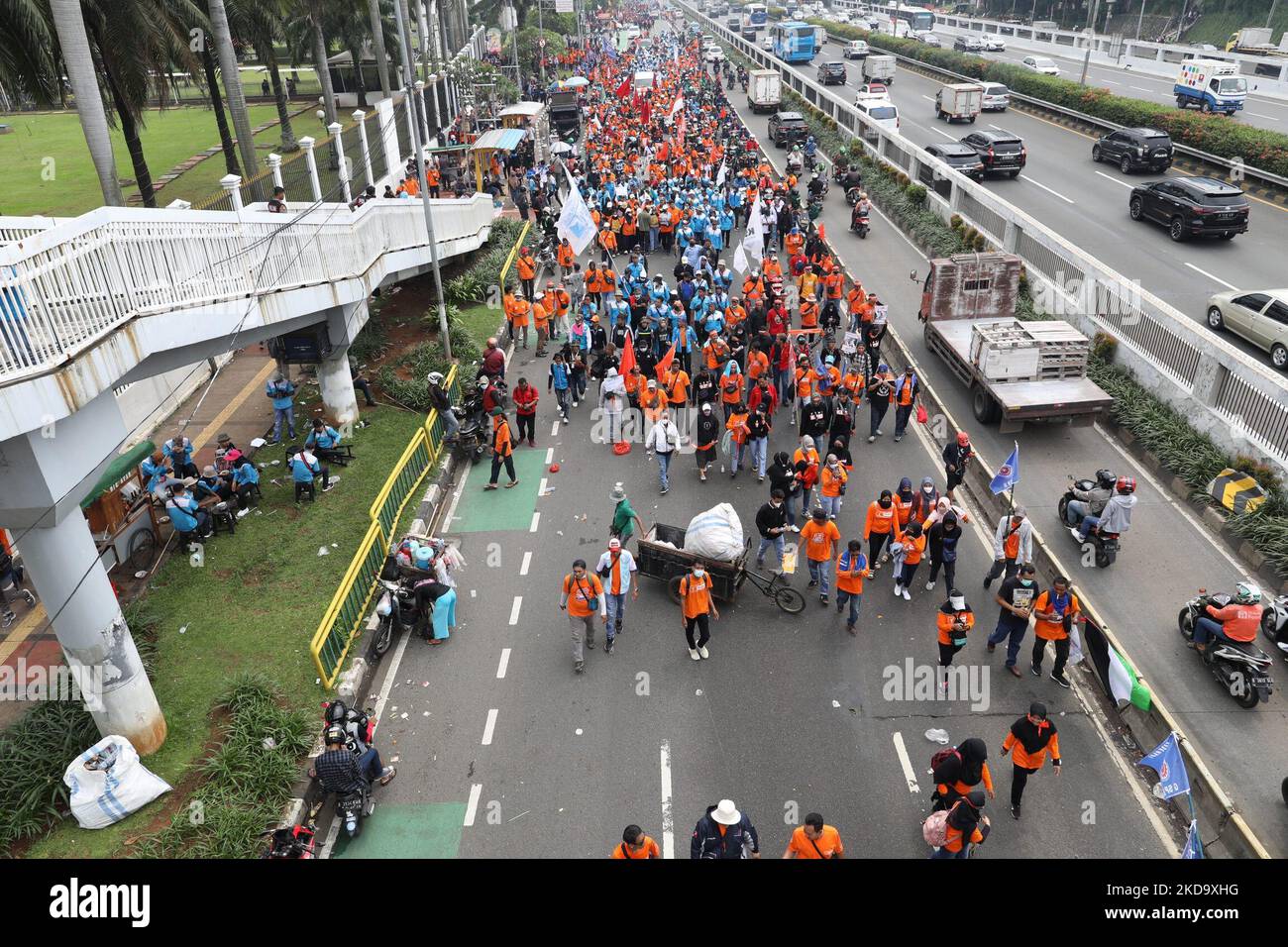 Il lavoro tenuto il giorno di maggio davanti alla casa dei rappresentanti, l'evento che avrebbe dovuto tenere il 1st maggio è stato rinviato a causa di eid fitri in Indonesia. La manifestazione inoltre l'annuncio del partito laburista che parteciperà alle elezioni del 2024, a Giacarta, il 14 maggio 2022. (Foto di Donal Husni/NurPhoto) Foto Stock