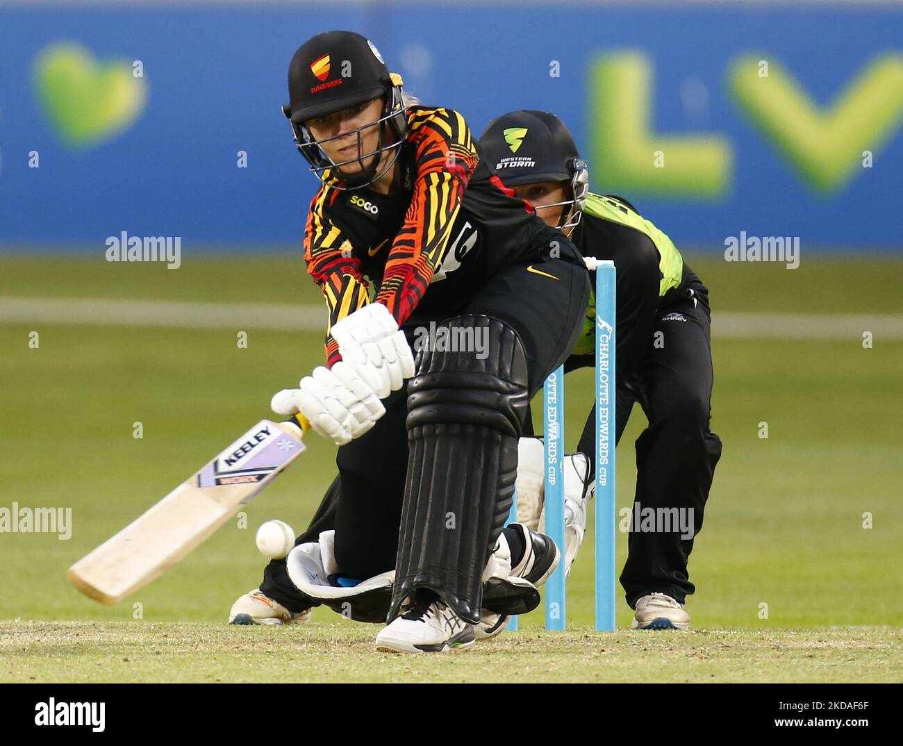 Sunrisers Kelly Castle durante Charlotte Edwards Cup tra Sunrisers contro Western Storm al Cloud County Ground, Chelmsford il 18th maggio , 2022 (Photo by Action Foto Sport/NurPhoto) Foto Stock