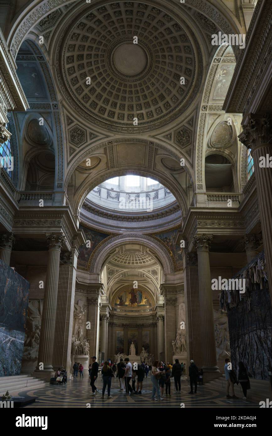 Vista del Pantheon a Parigi, Francia, il 14 aprile 2022. (Foto di Oscar Gonzalez/NurPhoto) Foto Stock