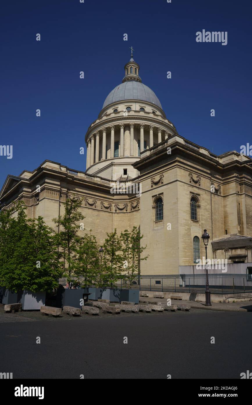 Vista del Pantheon a Parigi, Francia, il 14 aprile 2022. (Foto di Oscar Gonzalez/NurPhoto) Foto Stock