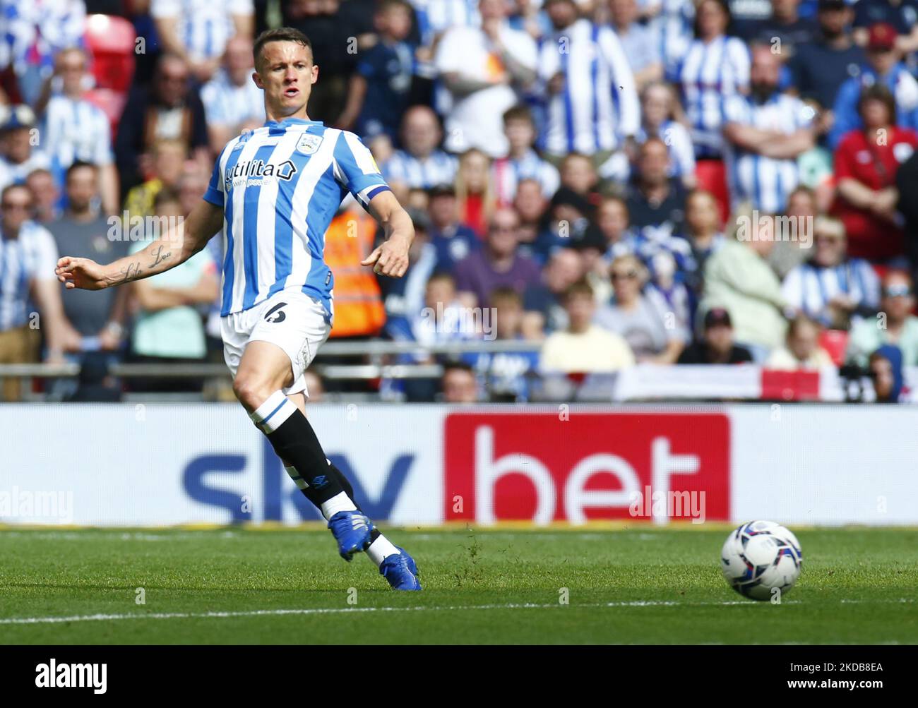 Jonathan Hogg di Huddersfield Town durante la finale di gioco di campionato tra Huddersfield Town e Nottingham Forest allo Stadio di Wembley , Londra, Regno Unito 29th Maggio , 2022 (Photo by Action Foto Sport/NurPhoto) Foto Stock