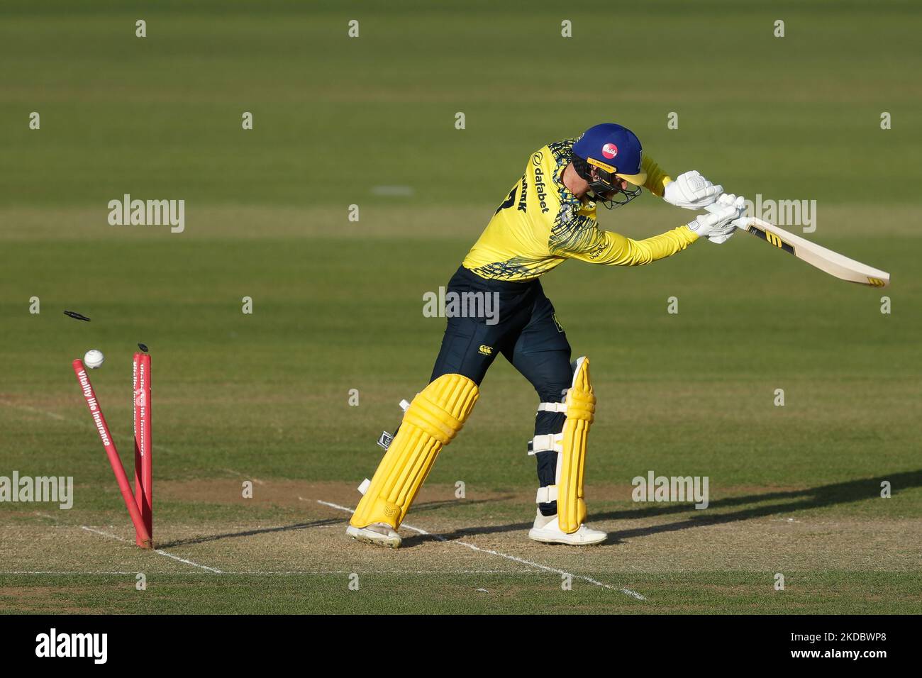 Graham Clark di Durham è inchinato durante la partita Vitality Blast T20 tra il Durham County Cricket Club e il Lancashire al Seat Unique Riverside, Chester le Street venerdì 10th giugno 2022. (Foto di will Matthews/MI News/NurPhoto) Foto Stock