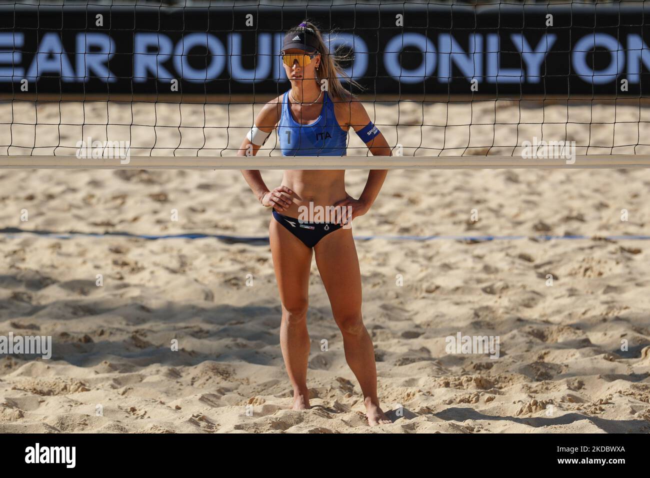 Scampoli/Bianchin (Italia) durante i Campionati mondiali di Beach Volley Beach Volley (day1) del 10 giugno 2022 al Foro Italico di Roma (Foto di Luigi Mariani/LiveMedia/NurPhoto) Foto Stock