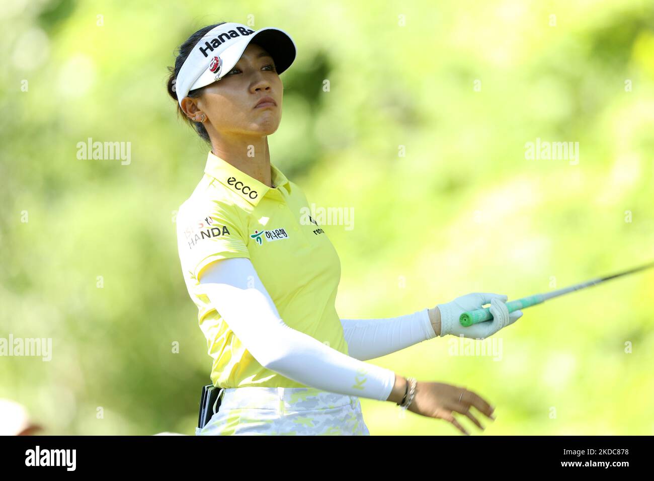 Lydia Ko della Nuova Zelanda si tee sul tee 16th durante il secondo round del Meijer LPGA Classic per il torneo Simply Give Golf al Blythefield Country Club di Belmont, MI, USA Venerdì 17 giugno 2022. (Foto di Jorge Lemus/NurPhoto) Foto Stock