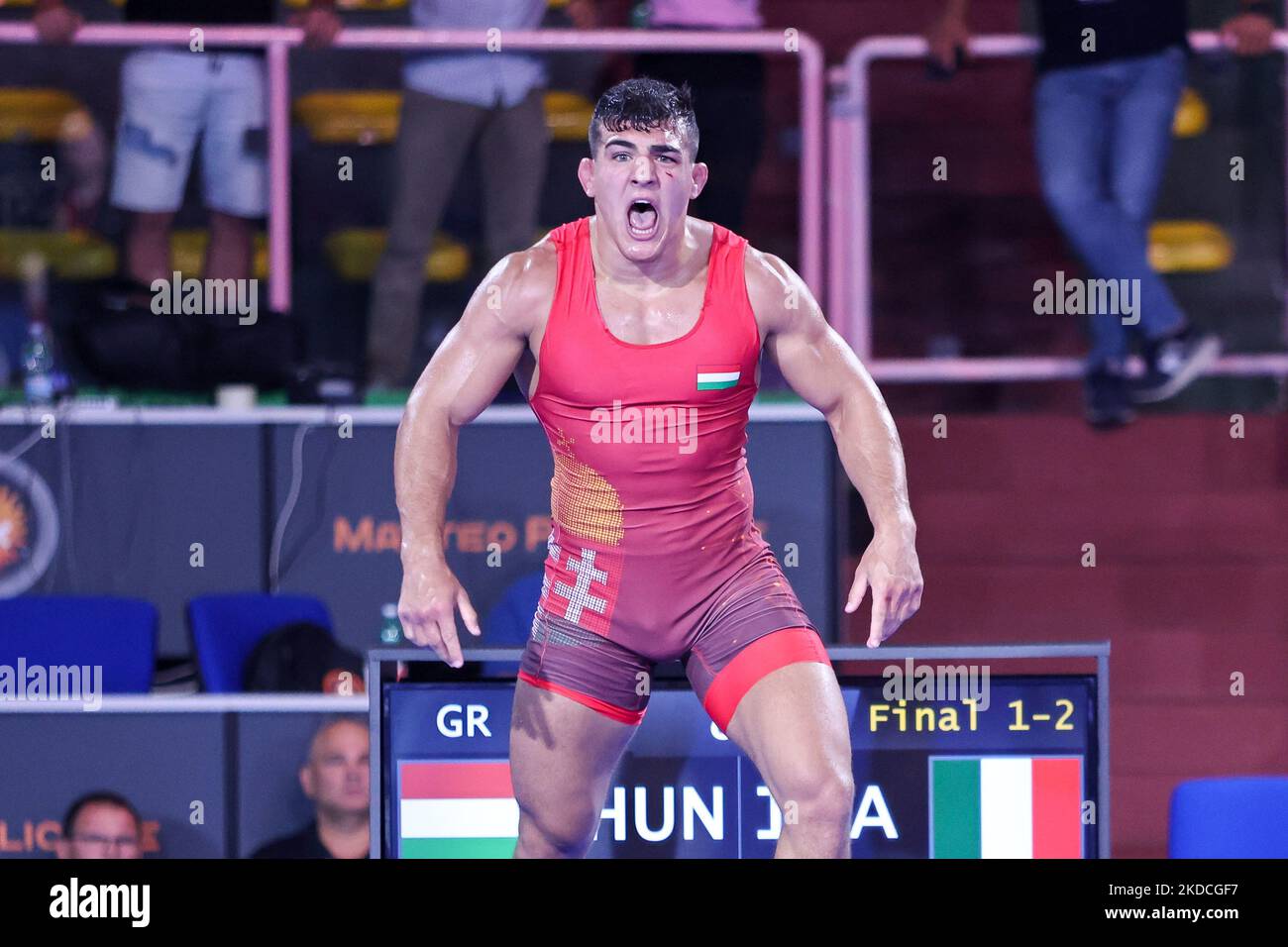 David Losonczi (HUN) GR 97kg esultazione durante la Wrestling 2022 Ranking Series (day1) il 22 giugno 2022 al Matteo Pellicone di Roma (Foto di Luigi Mariani/LiveMedia/NurPhoto) Foto Stock