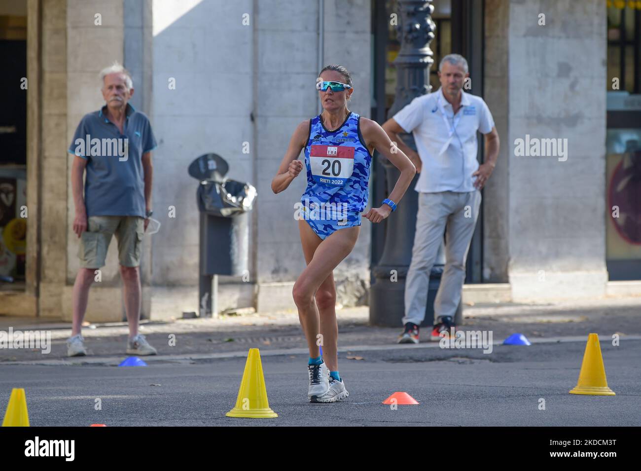 Il 10 km di marcia apre i campionati di atletica assoluta a Rieti. Vince la runner dell'esercito Valentina Trapletti. A Rieti, 24 giugno 2022. (Foto di Riccardo Fabi/NurPhoto) Foto Stock