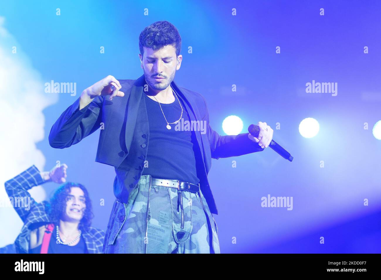 Sebastian Yatra astuzia durante il Dharma Tour al Wizcenter di Madrid, Spagna, il 29 giugno 2022 (Foto di Oscar Gonzalez/NurPhoto) Foto Stock