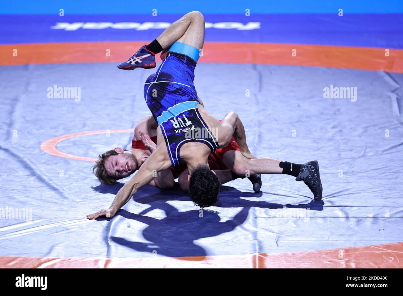 Luka Janezashvili (GEO) vs Mehmet Celik (TUR) FS 65kg durante i Campionati europei di Wrestling U20 del 02 luglio 2022 al Matteo Pellicone di Roma (Foto di Luigi Mariani/LiveMedia/NurPhoto) Foto Stock