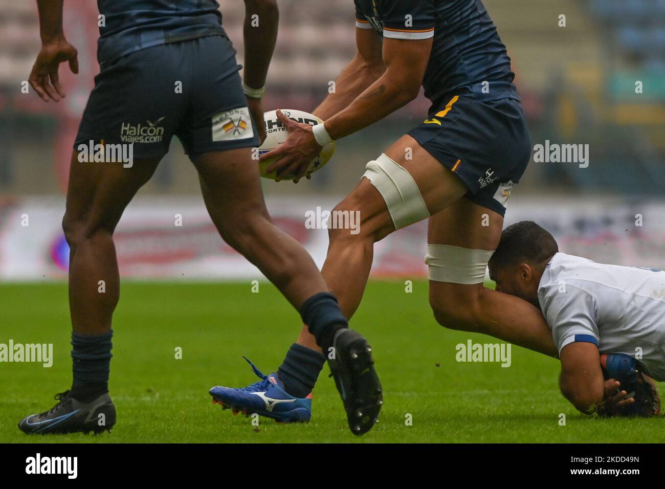 Spagna uomini 7s vs Italia uomini 7s, una partita di qualifica Pool B della seconda tappa del Campionato Rugby Europe Sevens 2022 a Cracovia. Sabato 02 luglio 2022, allo stadio municipale di Henryk Reyman, Cracovia, Malopolskie Voivodato, Polonia. (Foto di Artur Widak/NurPhoto) Foto Stock