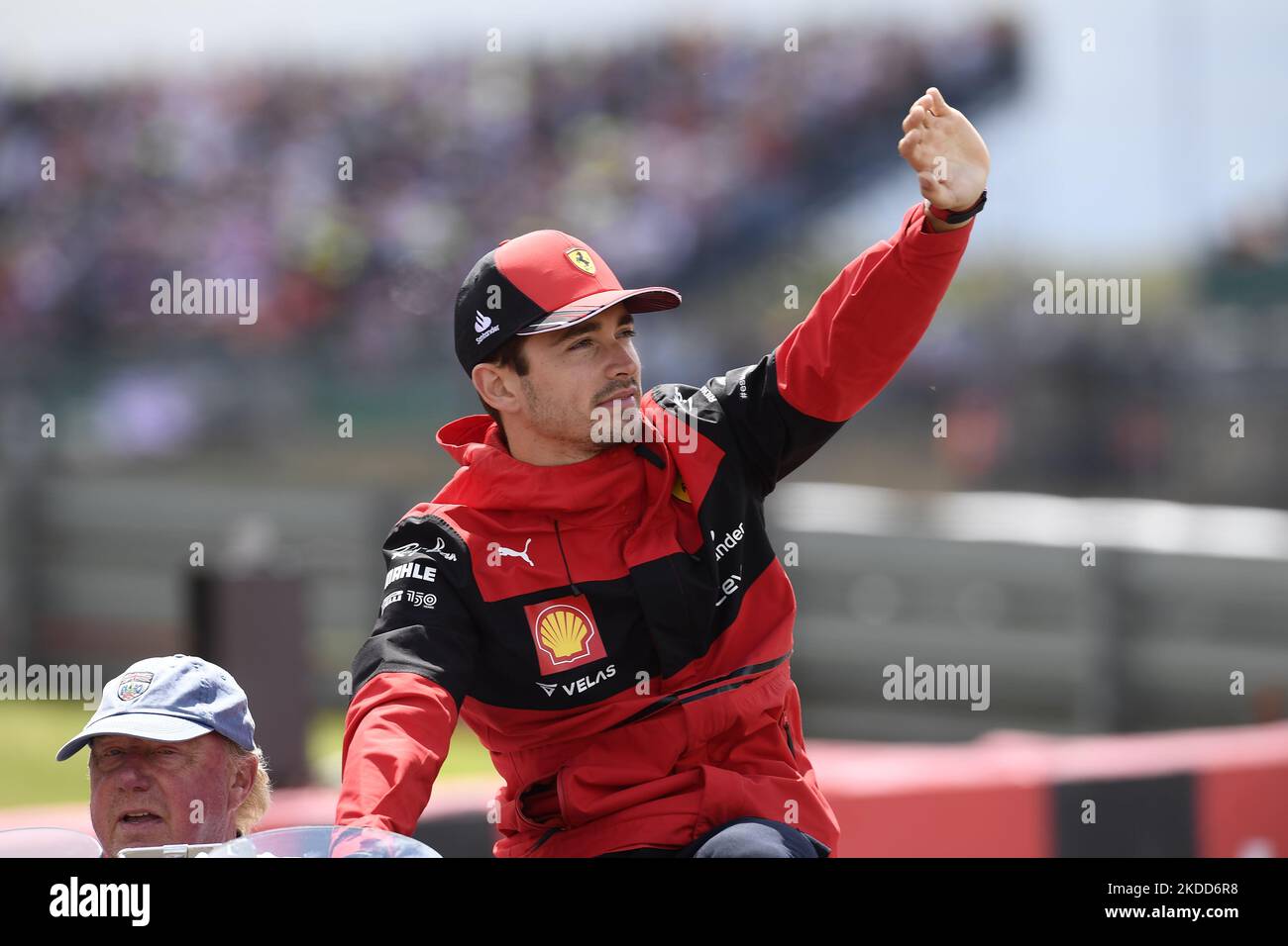 Charles Leclerc di Monaco e Ferrari precedono la gara del Gran Premio di Gran Bretagna F1 a Silverstone il 3 luglio 2022 a Northampton, Regno Unito. (Foto di Jose Breton/Pics Action/NurPhoto) Foto Stock