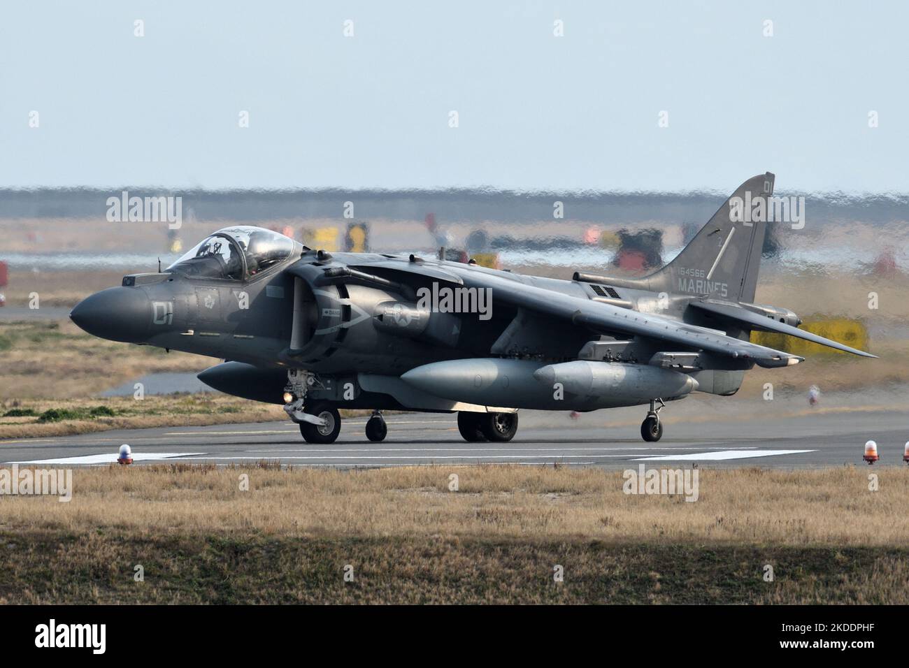 Prefettura di Yamaguchi, Giappone - 23 marzo 2017: United States Marine Corps (USMC) Boeing AV-8B Harrier II della VMA-311 Tomcats. Foto Stock