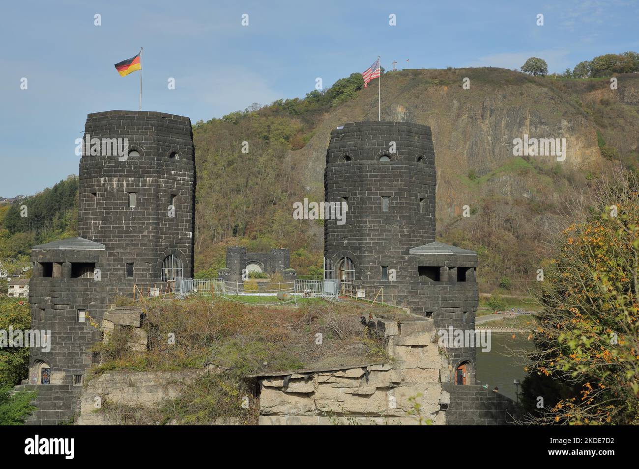 Testa di ponte storica del ponte Ludendorff a Remagen e Erpeler Ley a Erpel Renania-Palatinato, alta Valle del Reno medio, Medio Reno Foto Stock