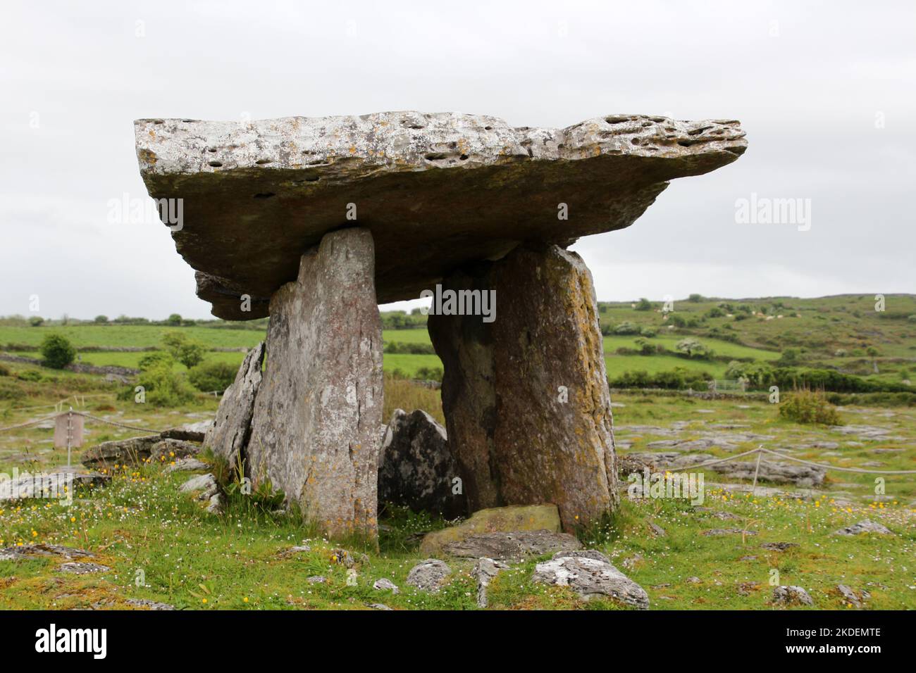 Poulnabrone Dolmen, County Clare, Irlanda Foto Stock