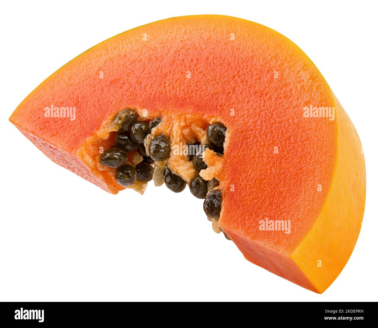 fetta di papaya isolata su sfondo bianco, tracciato di ritaglio, profondità di campo completa Foto Stock