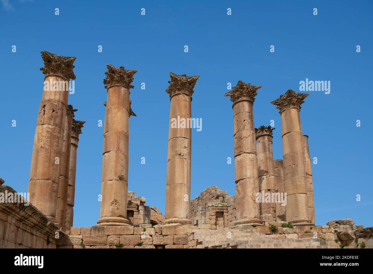 Tempio di Artemis Jerash Giordano 1 Foto Stock