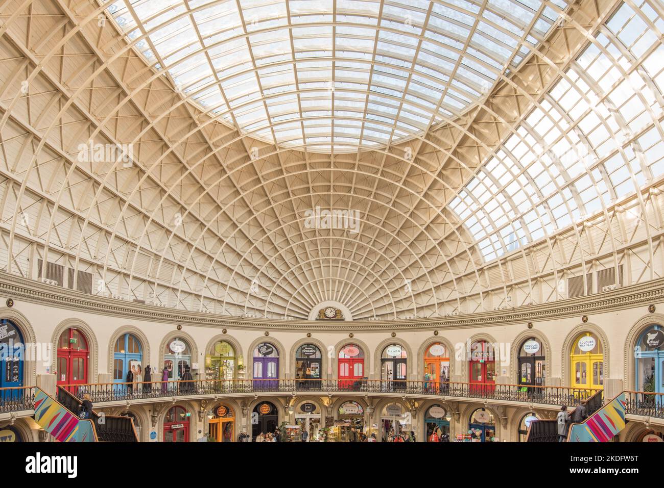 Il Corn Exchange di Call Lane Leeds, uno degli edifici più belli di Leeds, risale al 1864, progettato dal famoso architetto Cuthbert Brodrick. Foto Stock