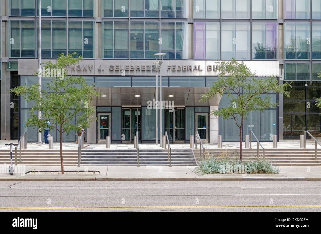 L'edificio federale Anthony J. Celebrezze, eretto nel 1966, ha aggiunto una seconda pelle di vetro isolante nel 2012. Foto Stock