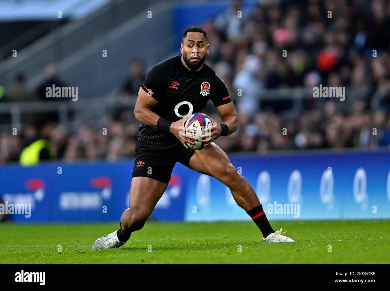 Twickenham, Regno Unito. 06th Nov 2022. Inghilterra V Argentina. Stadio di Twickenham. Twickenham. Joe Cokanasiga (Inghilterra) durante la partita di rugby della serie delle Nazioni d'autunno Inghilterra V Argentina. Credit: Sport in Pictures/Alamy Live News Foto Stock