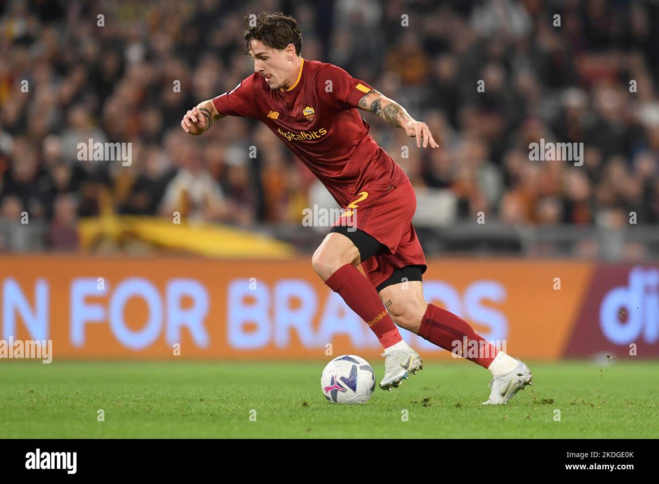 Roma, Italia. 06th Nov 2022. Nicolo Zaniolo di AS Roma durante la Serie Una partita di calcio tra AS Roma e SS Lazio allo stadio Olimpico di Roma (Italia), 6th novembre 2022. Foto Antonietta Baldassarre/Insidefoto Credit: Insidefoto di andrea staccioli/Alamy Live News Foto Stock