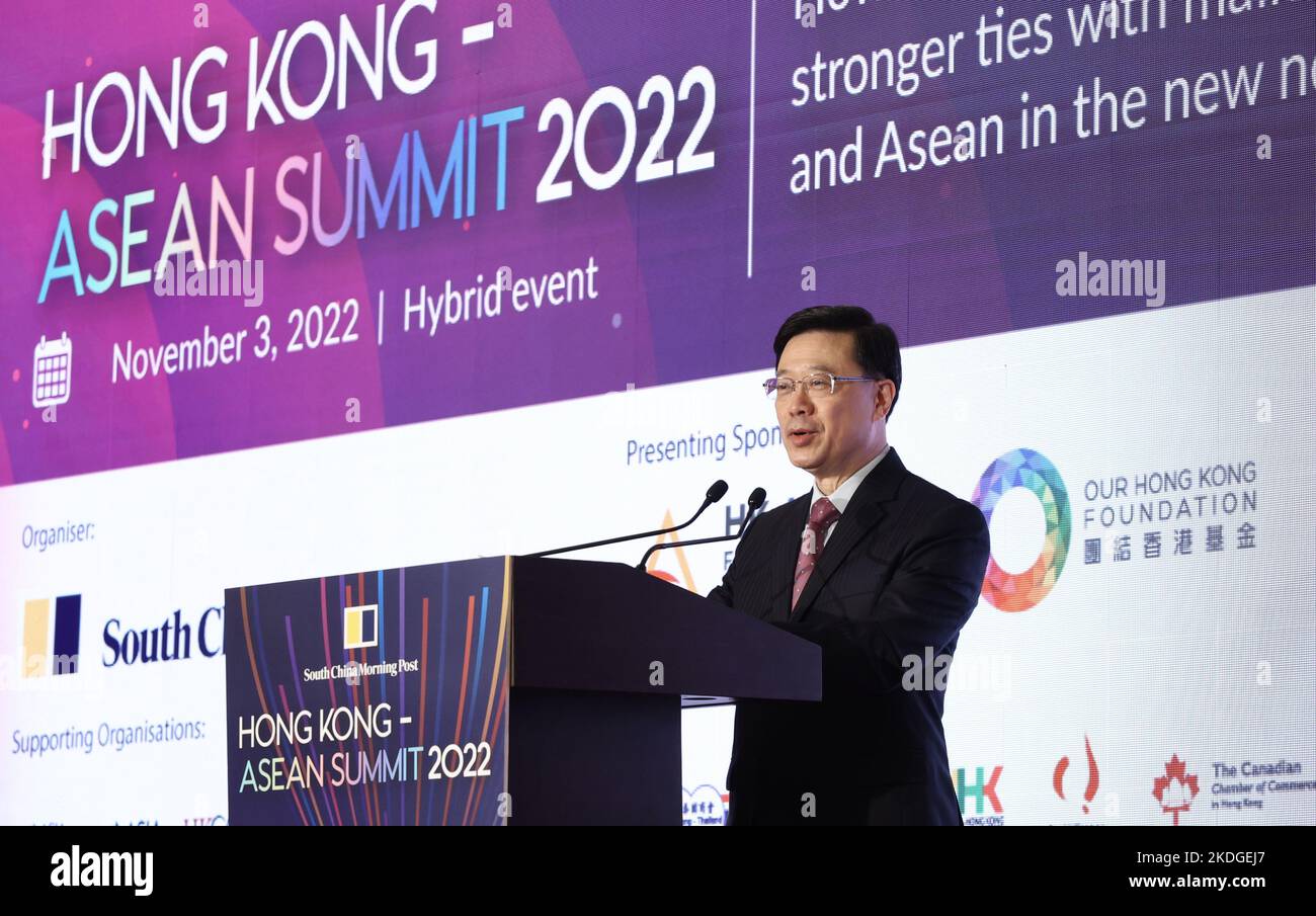 Keynote con l'Amministratore Delegato John Lee Ka-chiu, al summit ASEAN di Hong Kong 2022 organizzato dalla Cina del Sud Morning Post tenutosi presso l'Hotel Conrad ad Admiralty.03NOV22 SCMP / Jonathan Wong Foto Stock