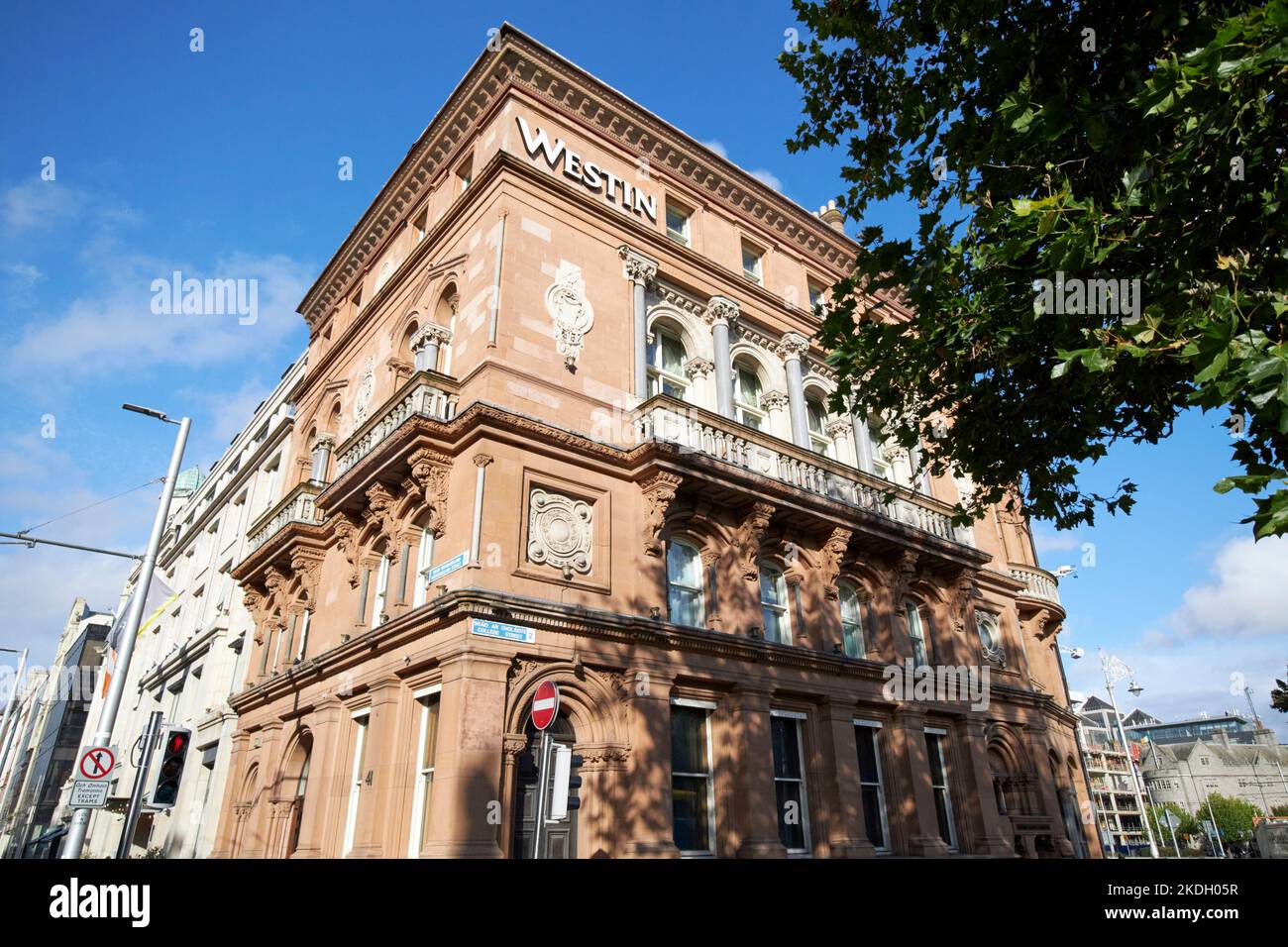 41 westmoreland street originariamente costruita come gli uffici di assicurazione vedove scozzesi allora banca aib ora il westin hotel dublino repubblica d'irlanda Foto Stock