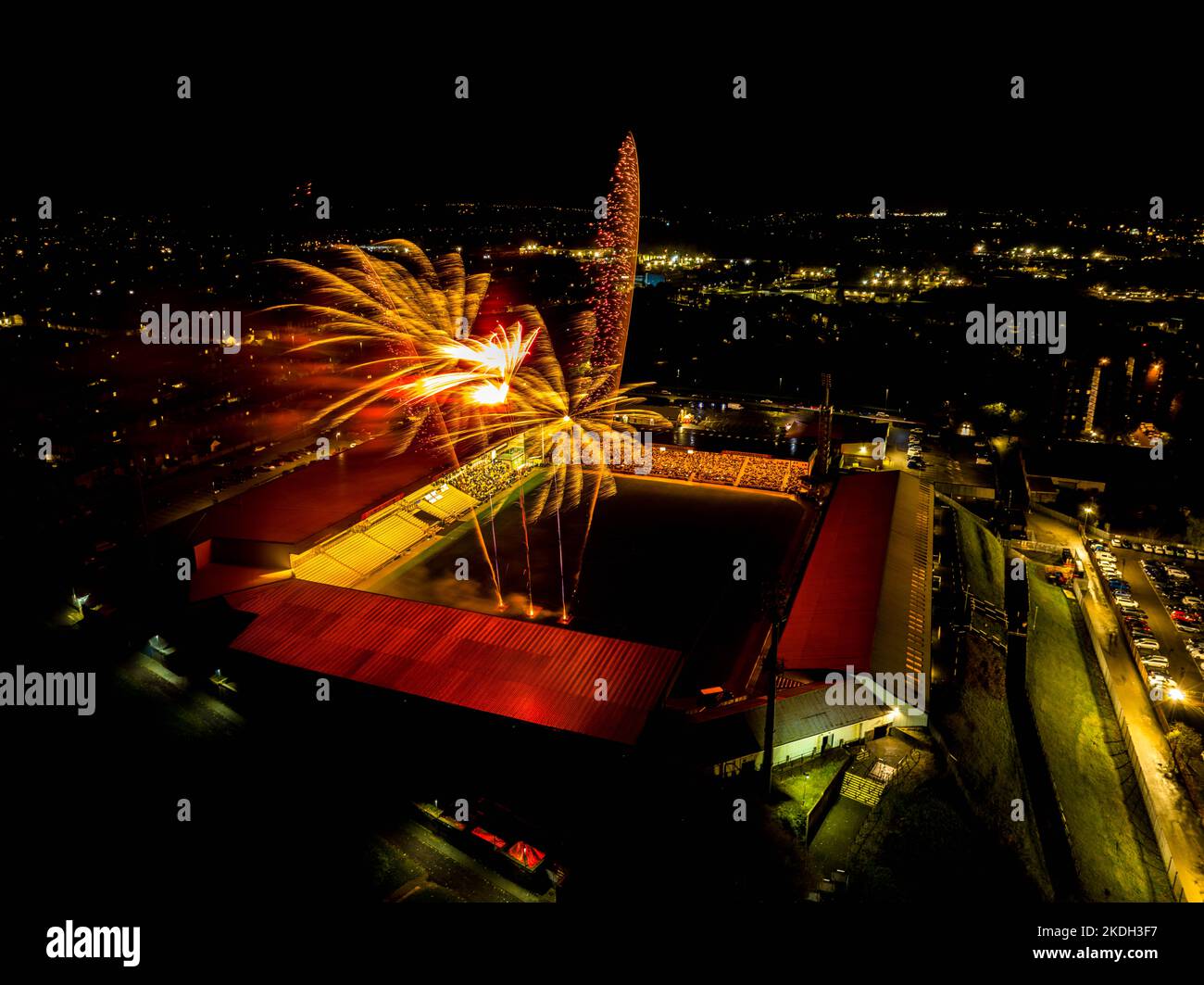 Vale Park, Port vale Football Club Aerial Drone lunga esposizione Foto dello spettacolo dei fuochi d'artificio 2022 Foto Stock