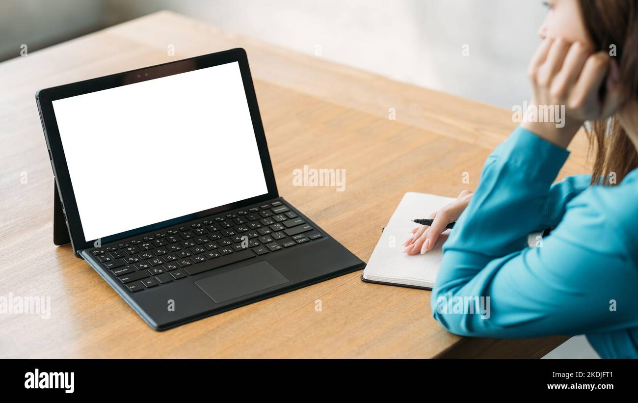 virtual comunicazione ufficio donna computer mockup Foto Stock