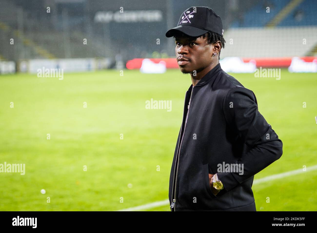 Odense, Danimarca. 06th Nov 2022. Emmanuel Sabbi (11) di OB visto prima del 3F Superliga match tra Odense Boldklub e Broendby IF al Parco energetico della natura di Odense. (Photo Credit: Gonzales Photo/Alamy Live News Foto Stock